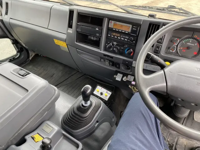 いすゞ フォワード QKG-FVR34U2(未入力/関係無)の写真11