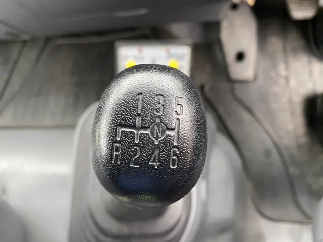 いすゞ フォワード QKG-FVR34U2(未入力/関係無)の写真12