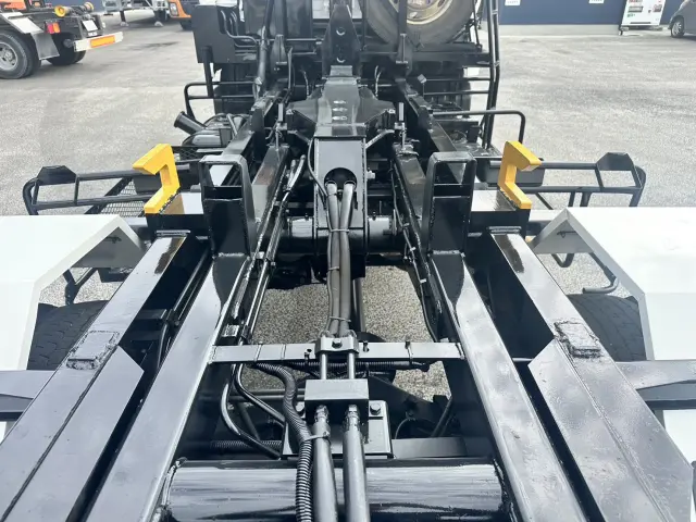 UD コンドル PB-MK36Aの写真9