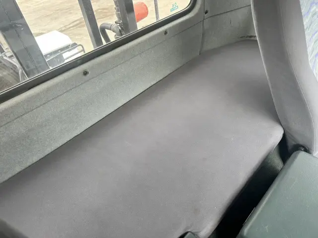 UD コンドル PB-MK36Aの写真18