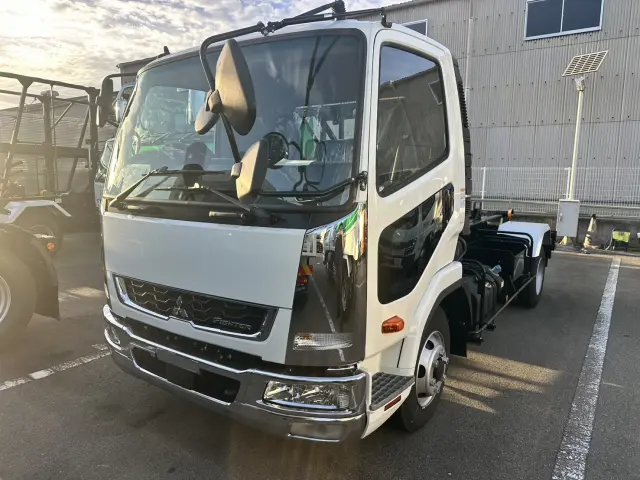 三菱 ファイター 2KG-FK72F(未入力/関係無)の写真1