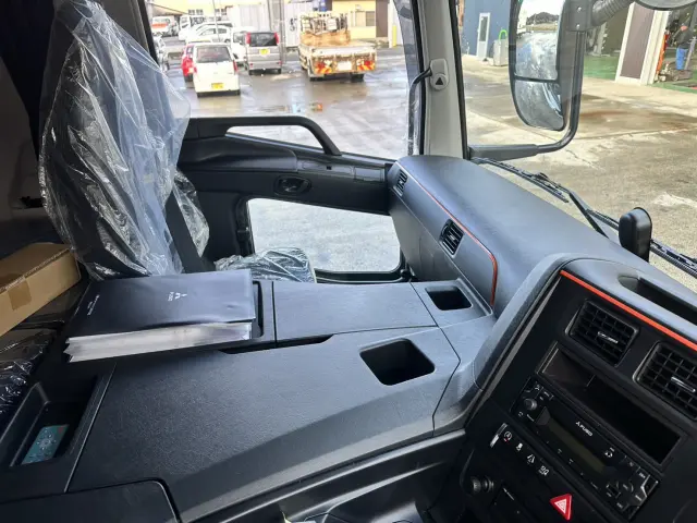 三菱 スーパーグレート 2PG-FV80HZ(6x4)の写真12