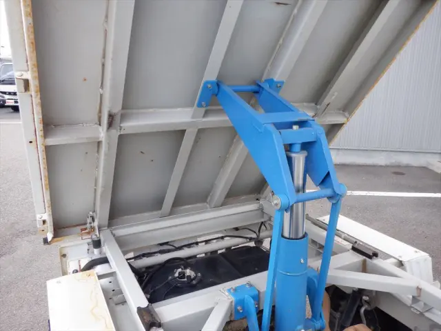 スズキ キャリイ EBD-DA16T(4WD)の写真10