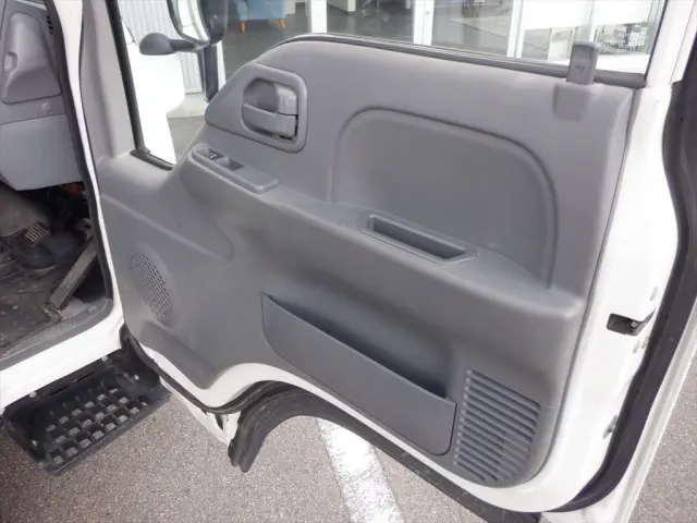 いすゞ エルフ TPG-NJR85Aの写真15