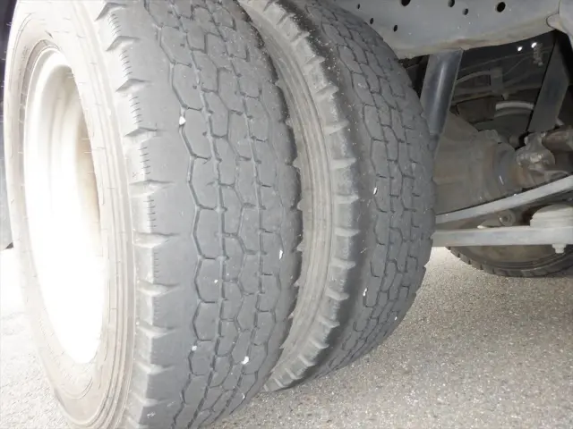 いすゞ エルフ TPG-NJR85Aの写真22