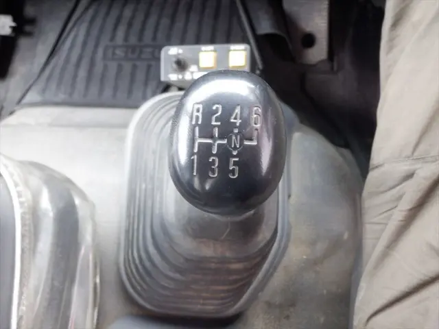 いすゞ フォワード TKG-FRR90S1の写真24