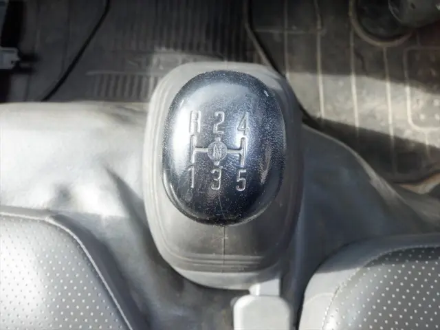 いすゞ エルフ TPG-NJR85ANの写真24