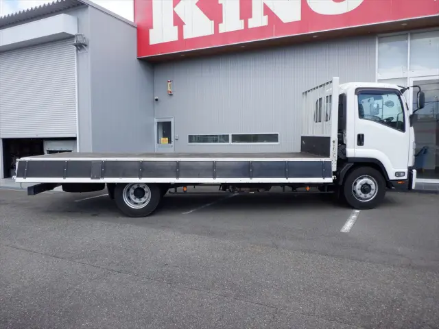 いすゞ フォワード 2RG-FTR90U2の写真9