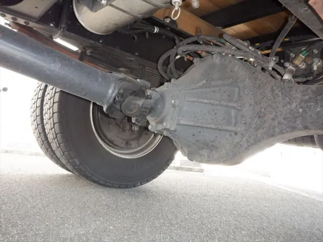 いすゞ フォワード 2RG-FTR90U2の写真17