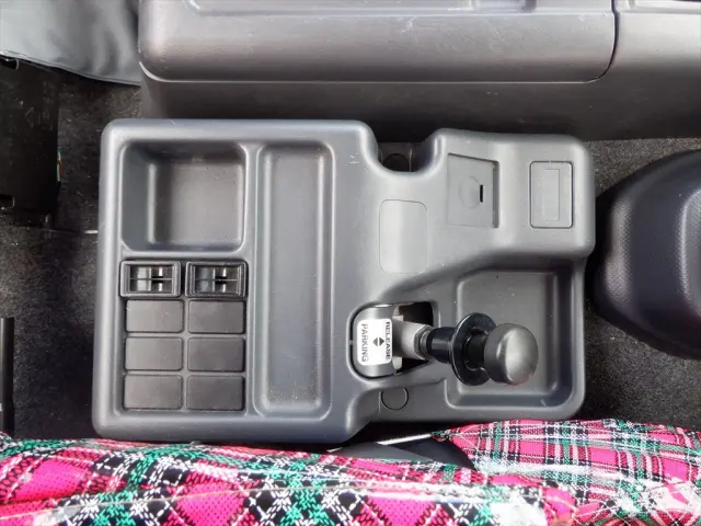 いすゞ フォワード 2RG-FTR90U2の写真23