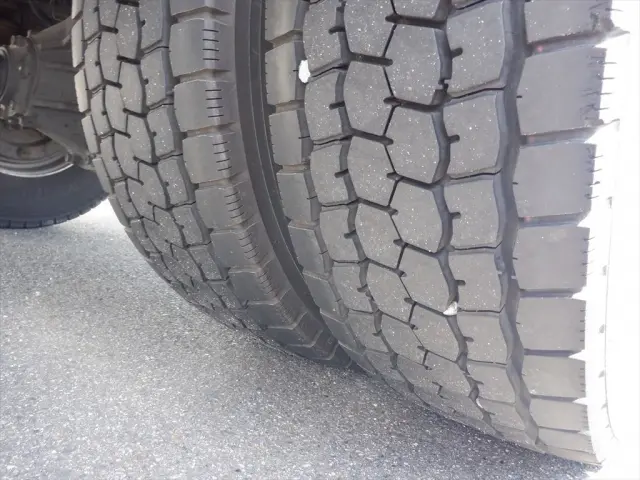 いすゞ フォワード 2RG-FTR90U2の写真28