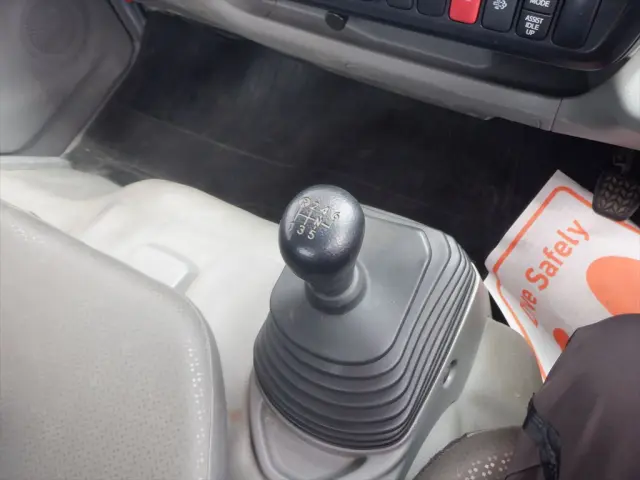 日野 デュトロ 2RG-XZU600Tの写真21