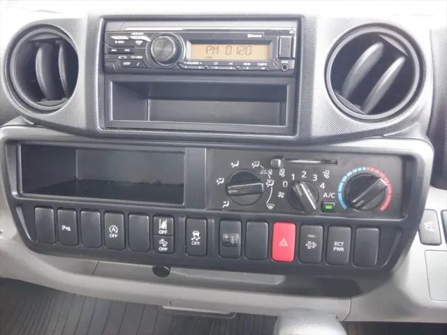 日野 デュトロ 2RG-XZU655M(2WD)の写真18
