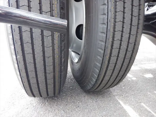 いすゞ フォワード 2RG-FRR90S4の写真25