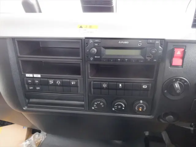 三菱 ファイター 2KG-FK72Fの写真20