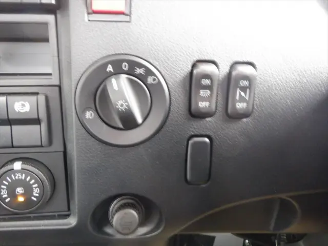 三菱 ファイター 2KG-FK72Fの写真21