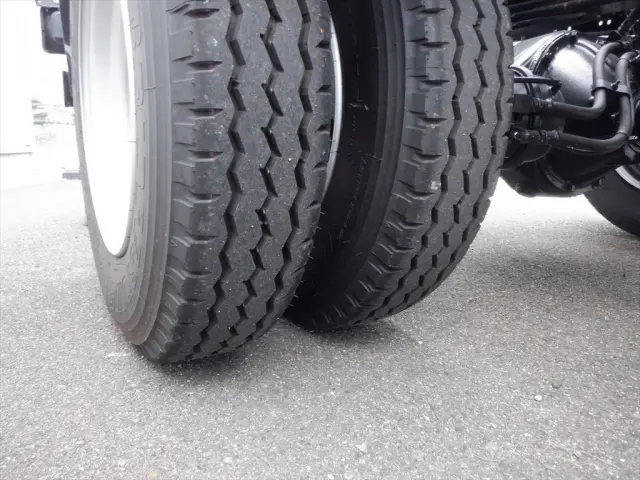 三菱 ファイター 2KG-FK72Fの写真29