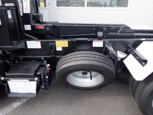 三菱 キャンター 2RG-FBAV0の写真11