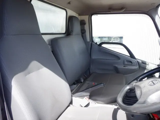 日野 デュトロ TKG-XZU620Tの写真21