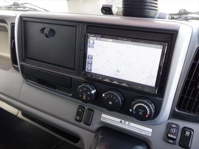 三菱 キャンター 2PG-FEB80の写真18