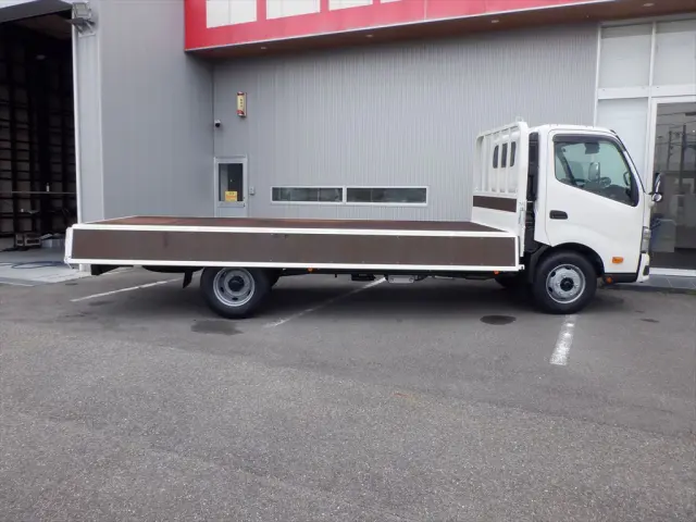 日野 デュトロ 2WG-XZU721M(2WD)の写真9