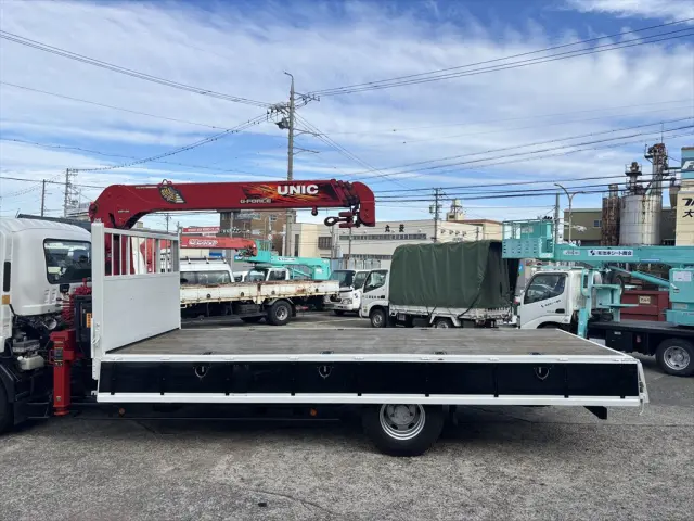 いすゞ フォワード 2PG-FRR90S1の写真7