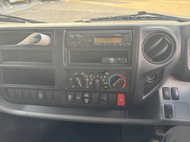 日野 デュトロ 2RG-XZU710Mの写真19