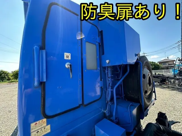 いすゞ エルフ BKG-NMR85AN(2WD)の写真4