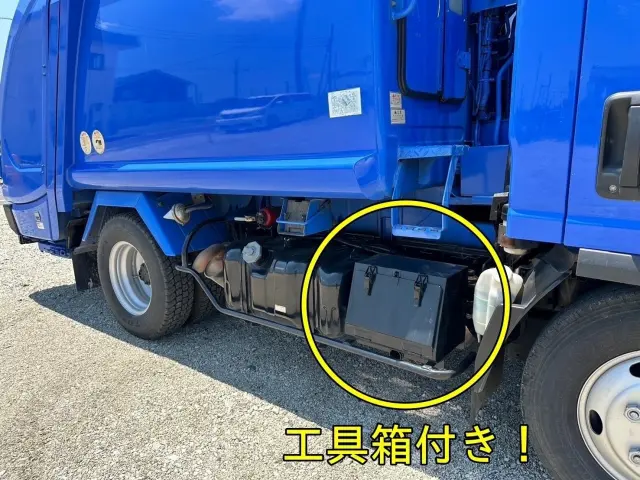 いすゞ エルフ BKG-NMR85AN(2WD)の写真13