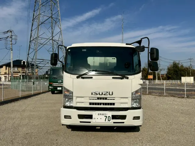 いすゞ フォワード LKG-FTR90S2(2WD)の写真2