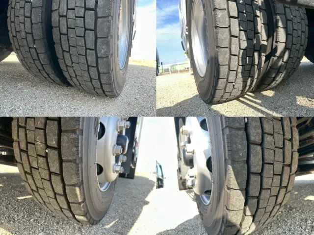 いすゞ フォワード LKG-FTR90S2(2WD)の写真12