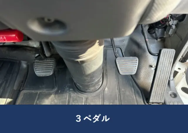 いすゞ エルフ PDG-NPR75N(2WD)の写真16