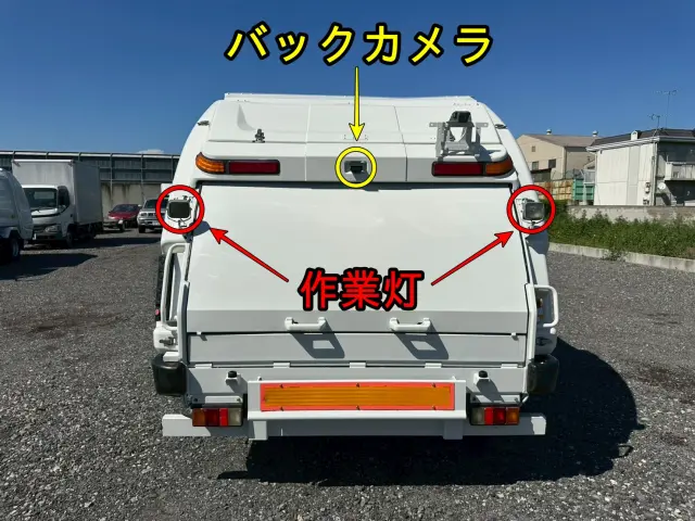 いすゞ エルフ BDG-NPR85AN(2WD)の写真4