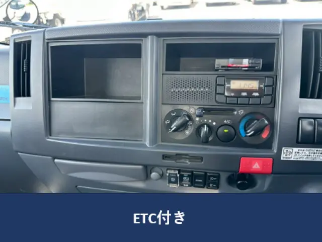 いすゞ エルフ 2RG-NMR88AN(2WD)の写真15