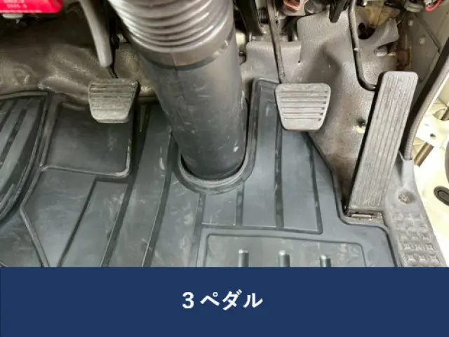 いすゞ エルフ TPG-NMR85AN(2WD)の写真15