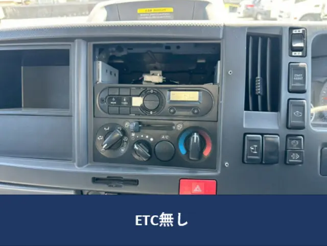 いすゞ エルフ 2RG-NMR88AN(2WD)の写真12