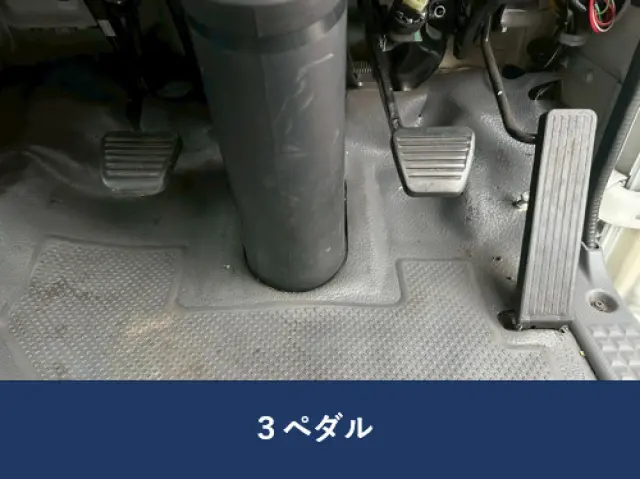 いすゞ エルフ 2RG-NMR88AN(2WD)の写真18