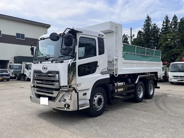 UD クオン 2RG-CW5DL(6x4)の写真1