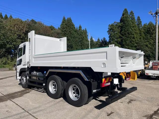 UD クオン 2WG-CW5DL(6x4)の写真4
