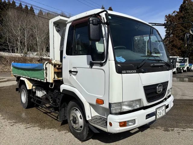 ＵＤ コンドル BDG-MK36C(2WD)の写真1