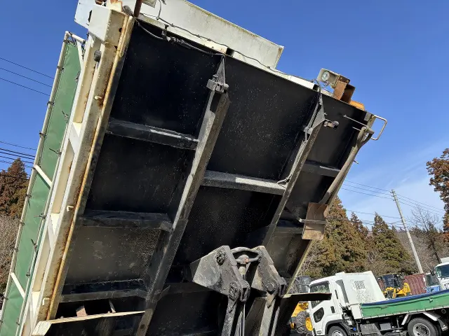 ＵＤ コンドル BDG-MK36C(2WD)の写真10