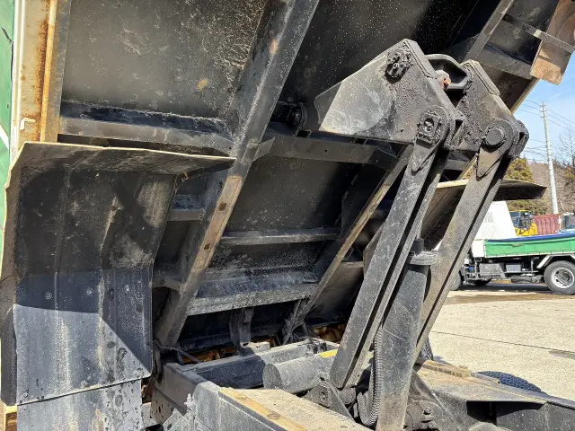 ＵＤ コンドル BDG-MK36C(2WD)の写真11