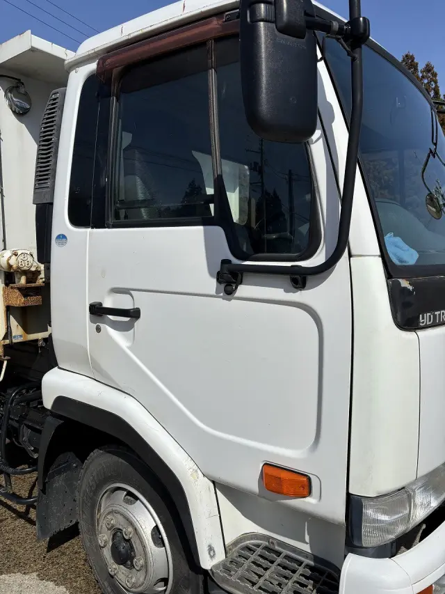 ＵＤ コンドル BDG-MK36C(2WD)の写真24