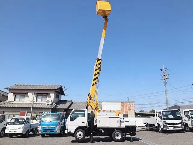 いすゞ エルフ TDG-NKS85AN(4WD)の写真14