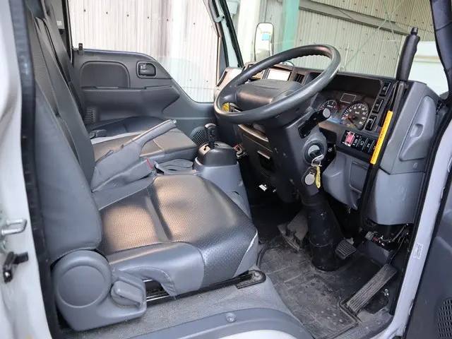 いすゞ エルフ TDG-NKS85AN(4WD)の写真33