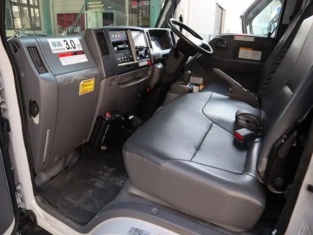 いすゞ エルフ TDG-NKS85AN(4WD)の写真35