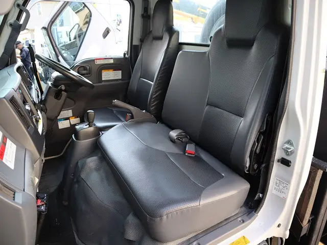 いすゞ エルフ TDG-NKS85AN(4WD)の写真36