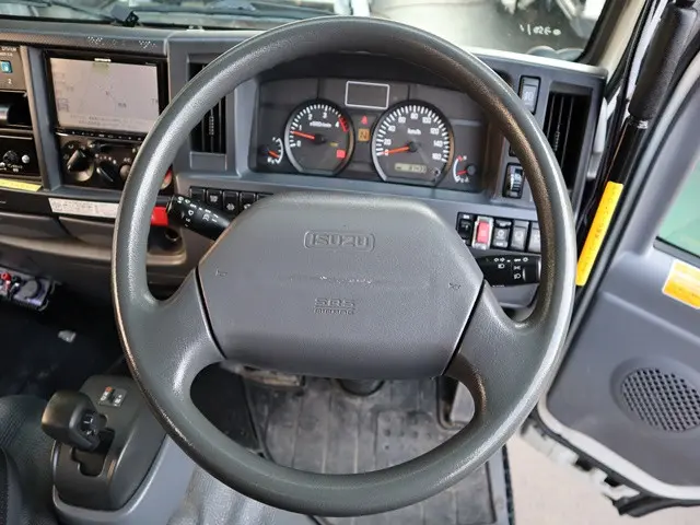 いすゞ エルフ TDG-NKS85AN(4WD)の写真37