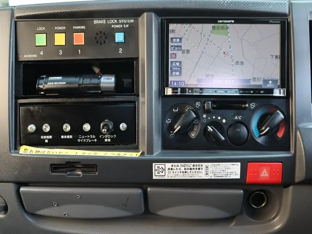 いすゞ エルフ TDG-NKS85AN(4WD)の写真40