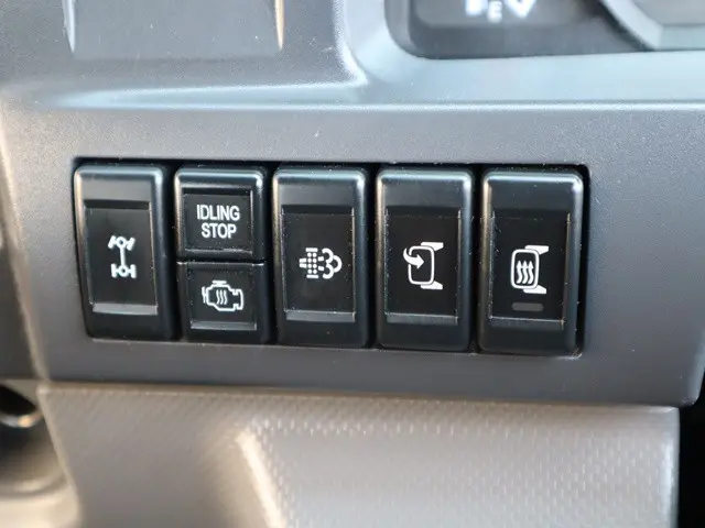 いすゞ エルフ TDG-NKS85AN(4WD)の写真42